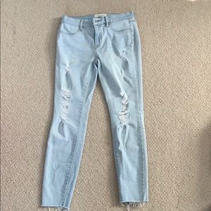 Lifht wash jeans